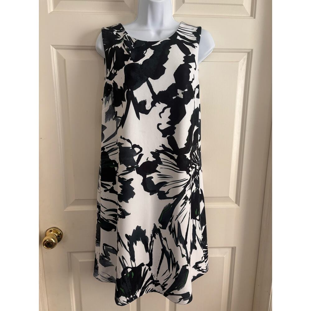 DKNY Completely Lined Sleeveless Super Cute Dress - NWT